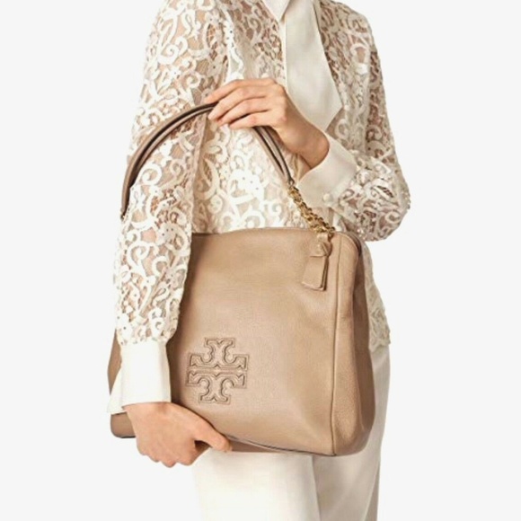 Tory Burch Handbags - NWT Tory Burch Harper Pebbled Leather Tote Camel